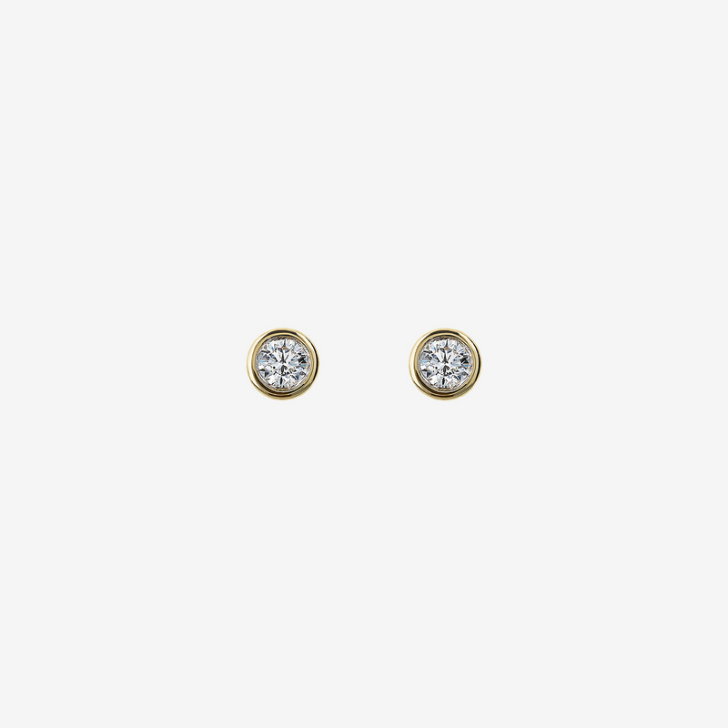 375 Gold Light Point Earrings with 0.1ct Lab Grown Diamonds