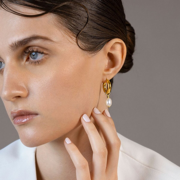 Hoop Earrings with Freshwater White Baroque Nugget Beads Ø 10/11 mm in 925 Sterling Silver plated 18Kt Yellow Gold