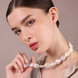 Collana Girocollo in Argento 925 placcato Oro Bianco 18Kt con Perle Coin Barocche Bianche d'Acqua Dolce Ø 17 mm