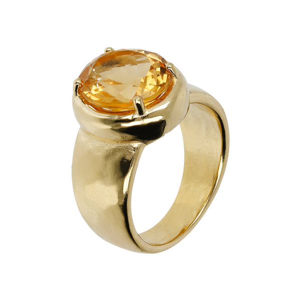 Hammered Cocktail Ring in 18Kt Yellow Gold plated 925 Silver with Oval Natural Stone